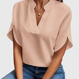 Beatrix | Chemise élégante à col en V