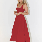 Grace | Robe midi fluide avec décolleté carré
