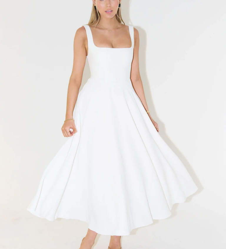 Grace | Robe midi fluide avec décolleté carré