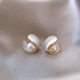 Béatrice | Boucles d'oreilles en perles d'or classique