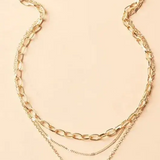 Collier Doré Superposé avec Pendentif