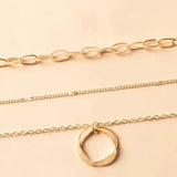 Collier Doré Superposé avec Pendentif